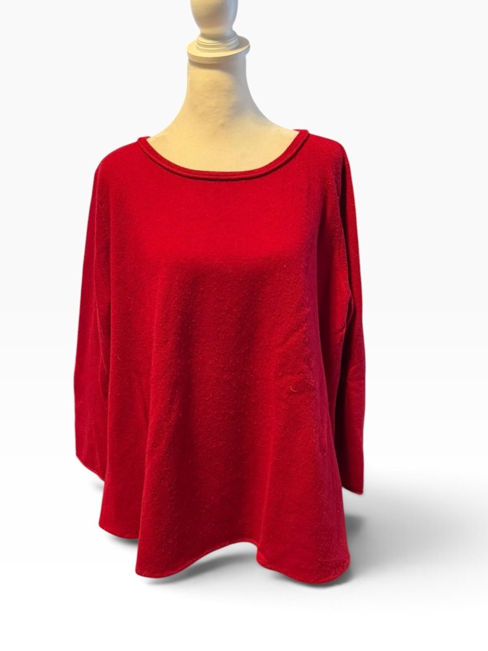 Red cashmere sweater. Gently worn. Size XL.